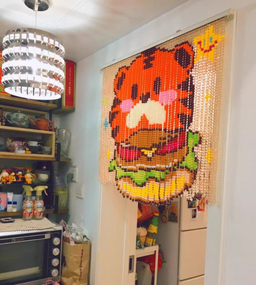 Tiger Loves Burgers- decorative painting